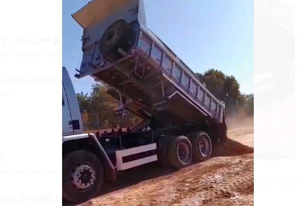 Obras de Terraplanagem Avançam na Estrutural: Parceria Promete Solução para Poeira e Lama