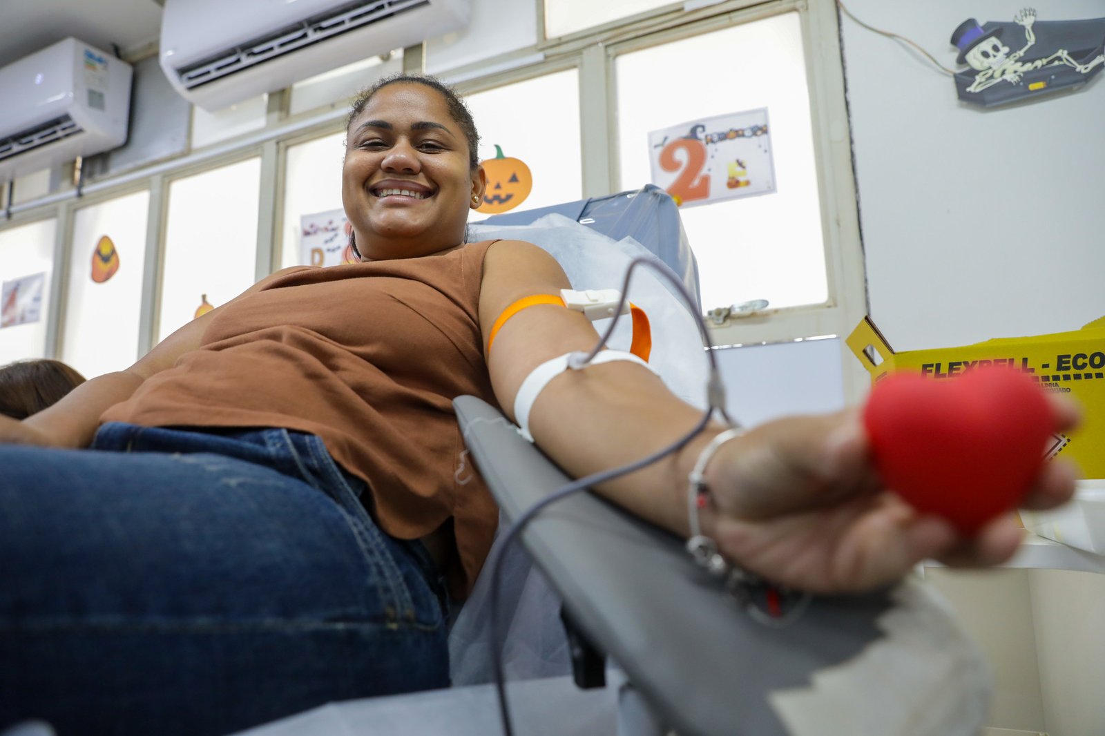 Hemocentro de Brasília lança campanha da Semana Nacional do Doador de Sangue