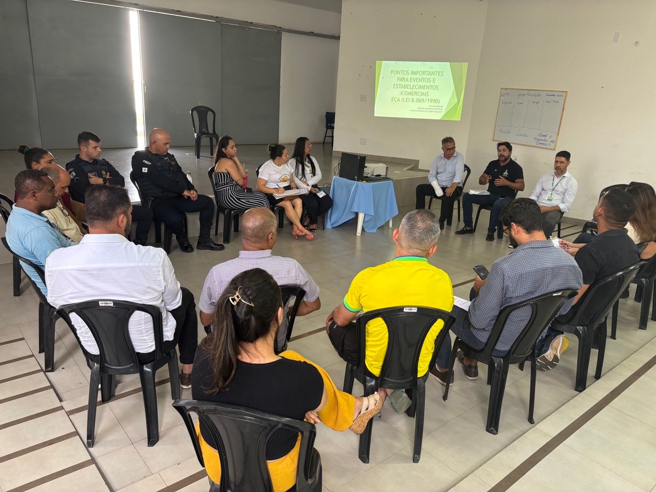 🚨 Reunião na Estrutural Debate Vendas de Bebidas a Menores e Segurança Comunitária 🚨