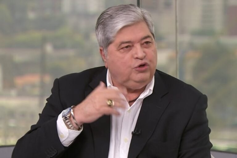 Após deixar a Band, Datena assina contrato com o SBT Após deixar a Band, Datena assina contrato com o SBT
