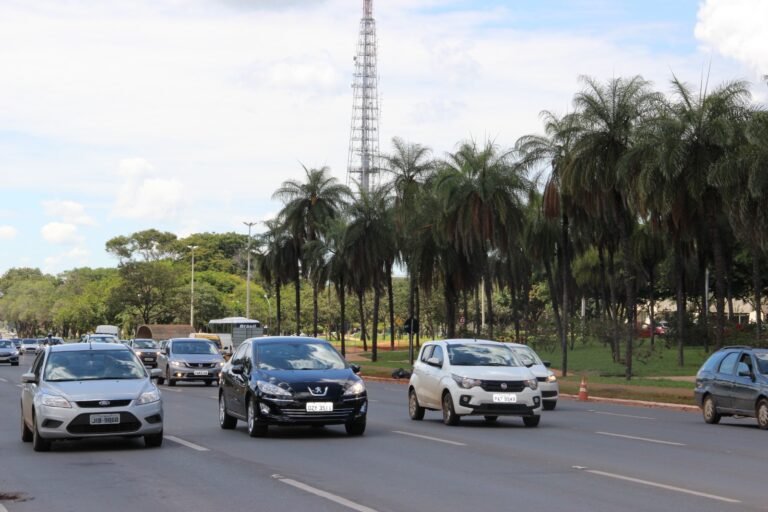 CRLV-e 2024 será obrigatório para todos os veículos a partir de 1° de janeiro de 2025 CRLV-e 2024 será obrigatório para todos os veículos a partir de 1° de janeiro de 2025