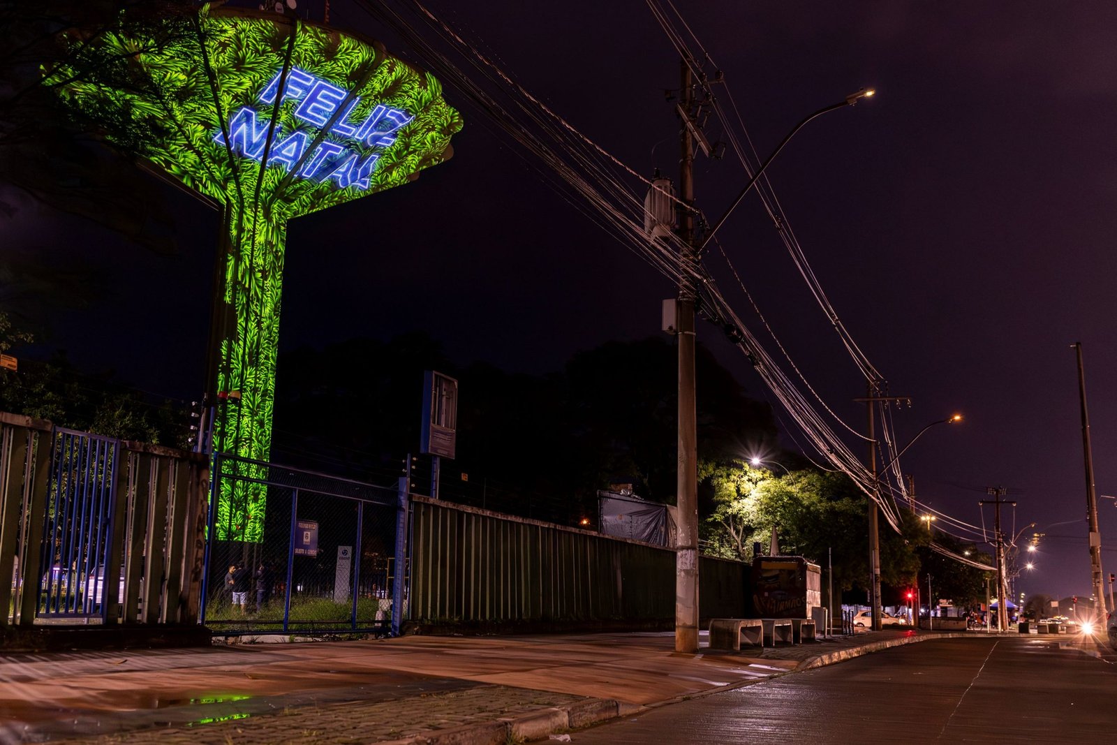 Caixa D’água de Ceilândia ganha projeção especial para o Natal