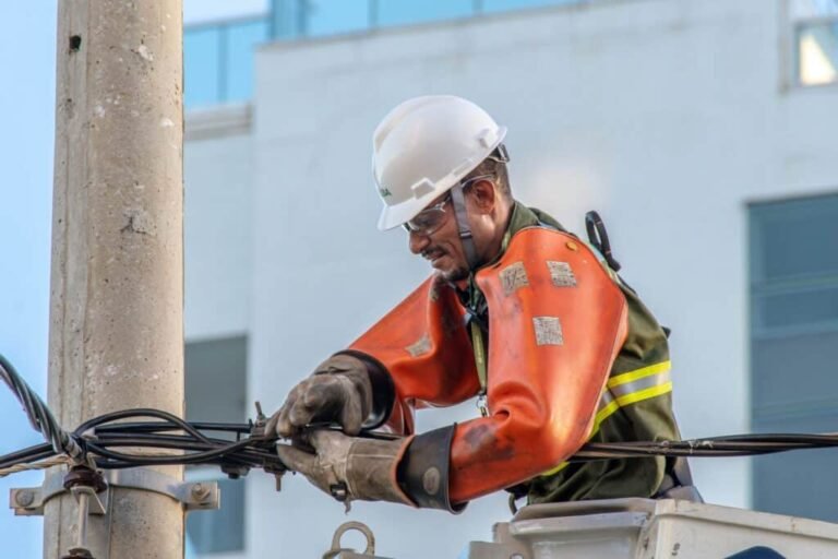 Modernização da rede elétrica suspende energia de áreas do Paranoá nesta segunda (23) Modernização da rede elétrica suspende energia de áreas do Paranoá nesta segunda (23)