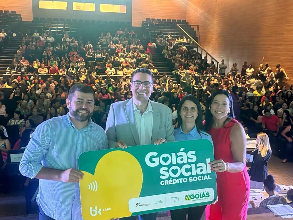 Goiás Social entrega mais de R$ 800 mil em benefícios em Anápolis