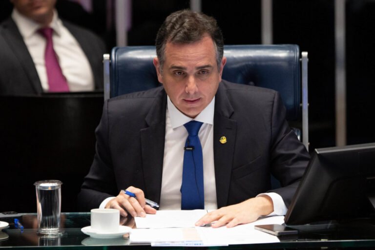Pacheco chama casos de brutalidade policial de “exceções repugnantes” Pacheco chama casos de brutalidade policial de “exceções repugnantes”