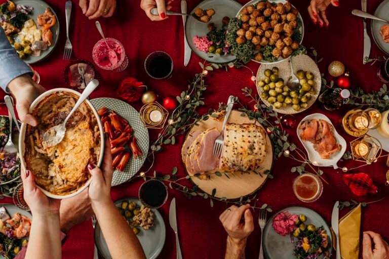 Saiba como aproveitar a ceia de Natal sem perder o foco na dieta Saiba como aproveitar a ceia de Natal sem perder o foco na dieta