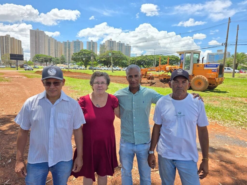 photo_5134559825739493226_y-1024x768 Feira da CAS recebe terraplanagem e celebra apoio de autoridades e lideranças locais