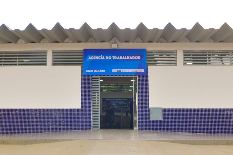 Agências do trabalhador têm vagas com salários de até R$ 6 mil nesta quinta (30) Agências do trabalhador têm vagas com salários de até R$ 6 mil nesta quinta (30)