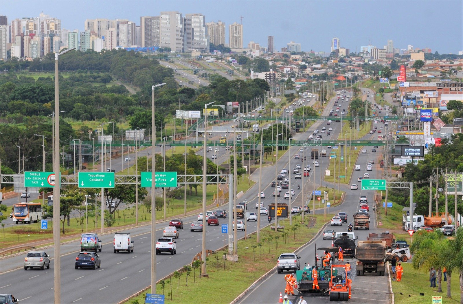 DER-DF faz vistoria e intervenção preventiva em ponte da EPTG devido ao período chuvoso