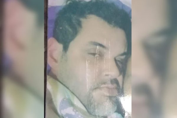 Esposa de policial morto trocou mensagens com atirador antes do crime