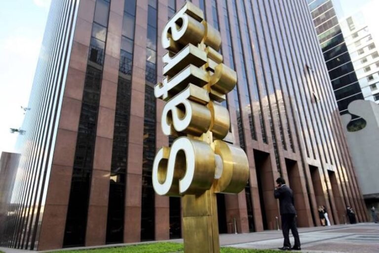 Esther Safra vende sua participação no Banco Safra para os irmãos