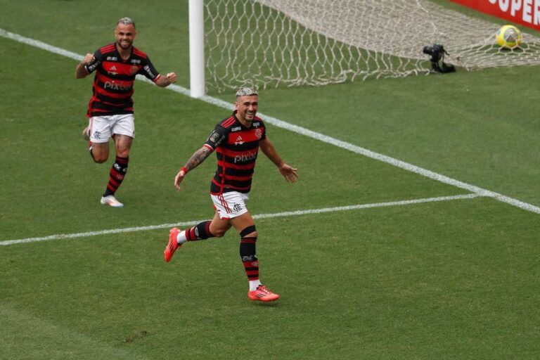 Flamengo em dose dupla no domingo: dicas para apostar no Rubro-Negro Flamengo em dose dupla no domingo: dicas para apostar no Rubro-Negro