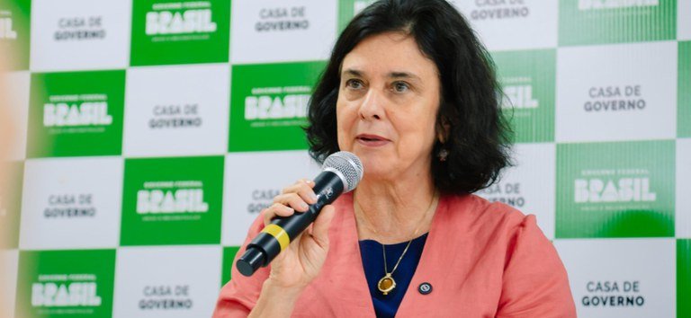 "Diminuímos a desassistência e a desnutrição que o garimpo ilegal trouxe aos indígenas", diz ministra