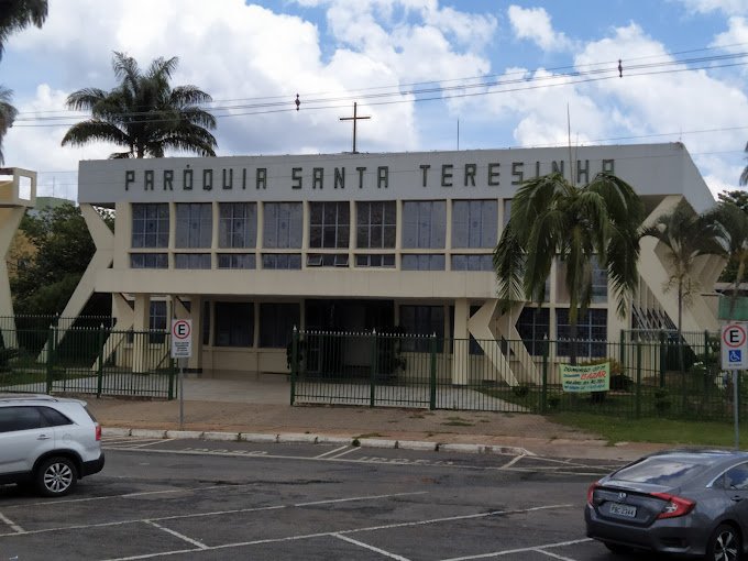 2021-11-07 O Administrador do Cruzeiro, Gustavo Aires, parabenizou a Paróquia Santa Teresinha pelos seus 50 anos de existência.