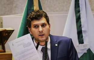 Deputado Eduardo Pedrosa defende projeto que proíbe financiamento público a shows que fazem apologia ao crime