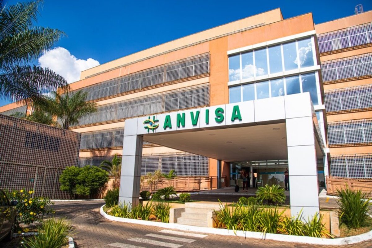 Anvisa determina apreensão de minoxidil sem registro. Veja lista