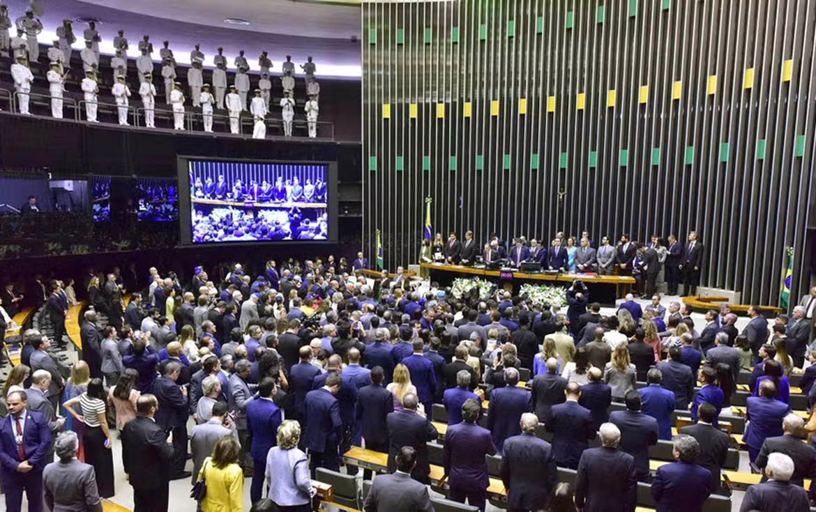 Mensagem Presidencial ao Congresso destaca avanços e papel do parlamento na reconstrução do país