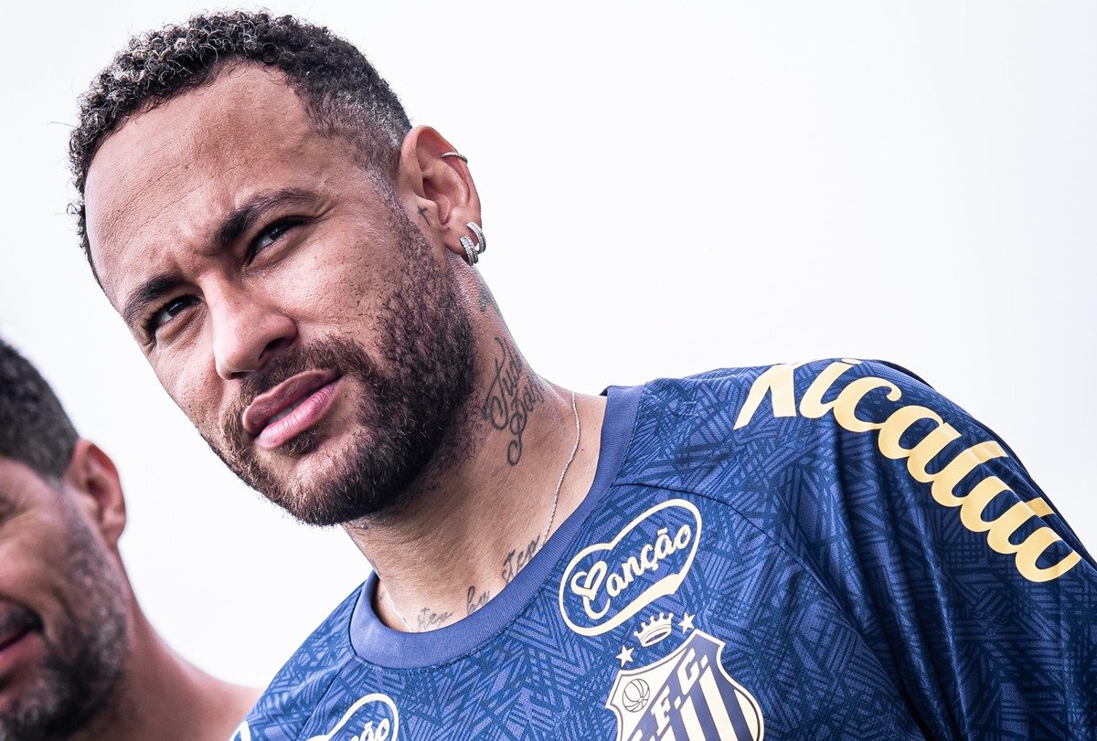 Santos vê redes sociais e sócios dispararem após anúncio de Neymar