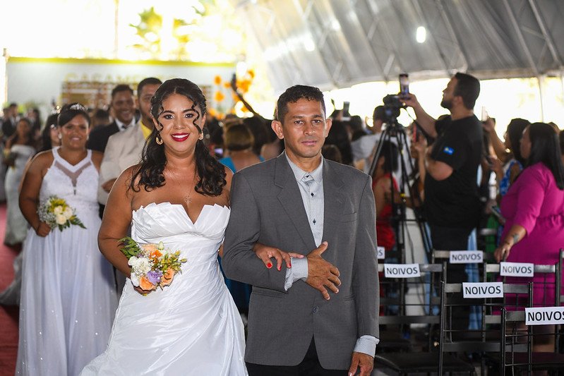 54074417535_1c924a2157_c 100 casais oficializam a união no Casamento Comunitário 2025