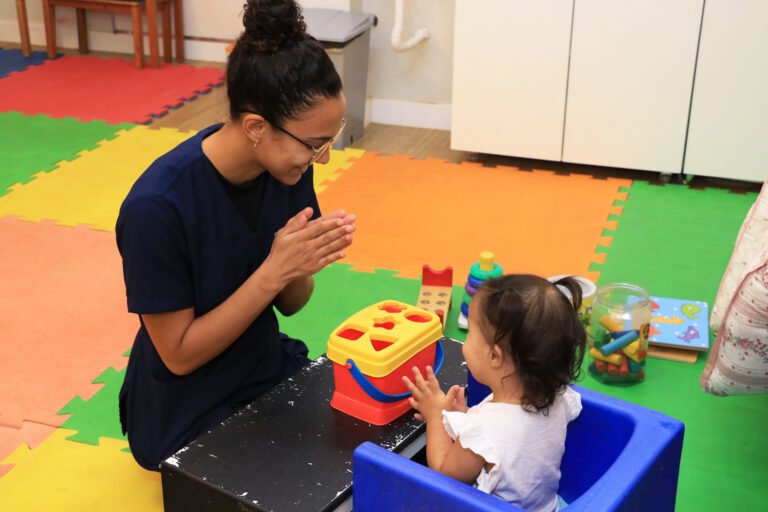 Assistência especializada para pessoas com Síndrome de Down no DF abrange todas as idades Assistência especializada para pessoas com Síndrome de Down no DF abrange todas as idades