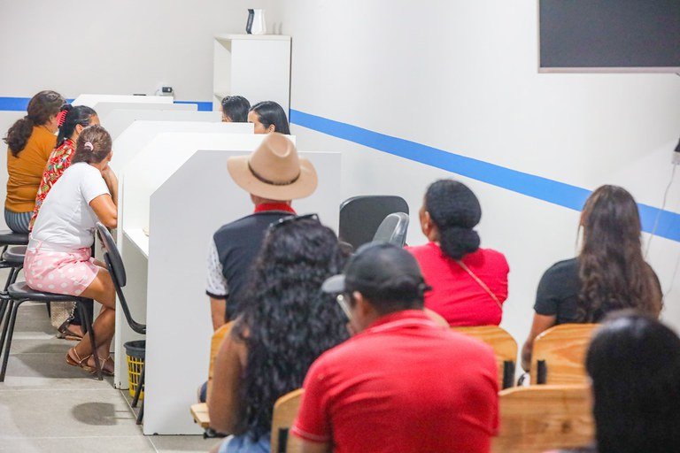 Cerca de 6,4 milhões de famílias serão comunicadas para atualizar os dados do CadÚnico até 2026 Cerca de 6,4 milhões de famílias serão comunicadas para atualizar os dados do CadÚnico até 2026