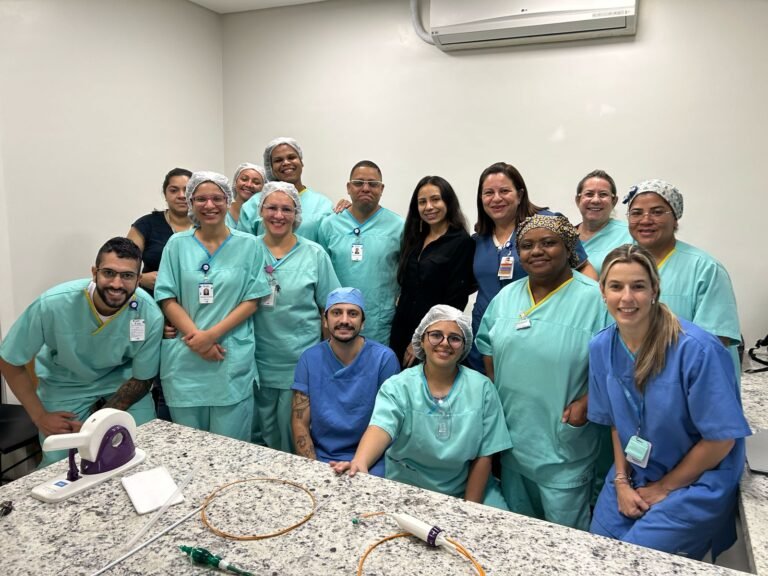 Equipe do HBDF é treinada para realização de implante transcateter de válvula aórtica Equipe do HBDF é treinada para realização de implante transcateter de válvula aórtica