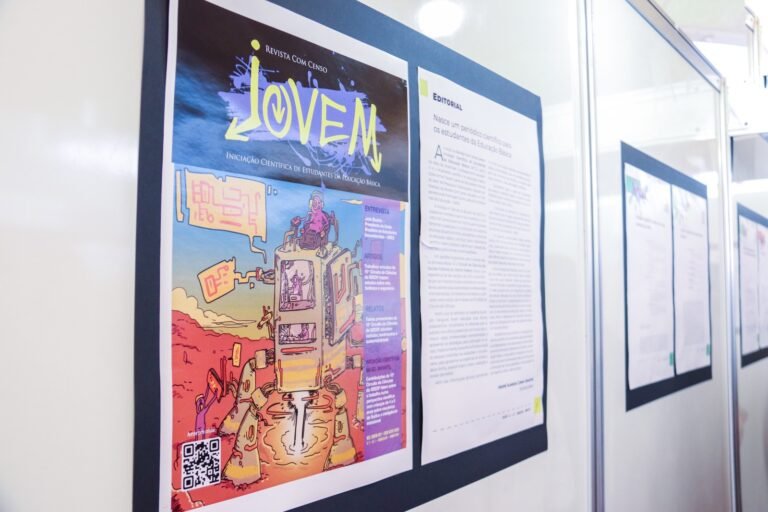 Professores e estudantes podem inscrever trabalhos científicos para a revista ‘Com Censo Jovem’