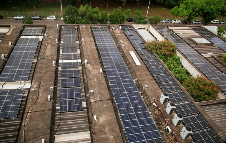 Hospital Regional da Asa Norte inaugura usina fotovoltaica para promover sustentabilidade e economia