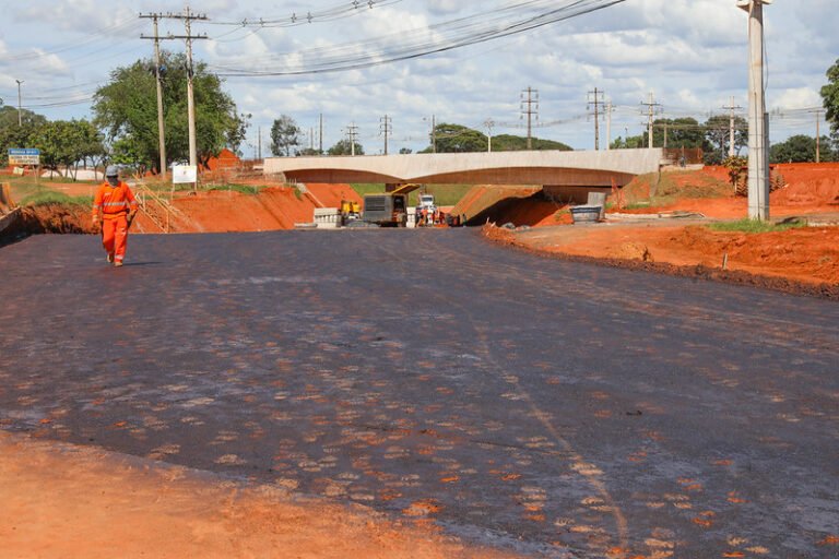 GDF antecipa liberação de nova rota sob viaduto na Epig para esta terça-feira (8) GDF antecipa liberação de nova rota sob viaduto na Epig para esta terça-feira (8)