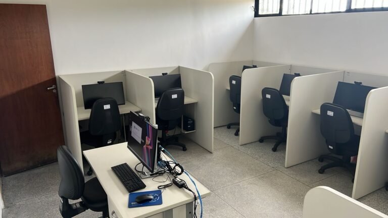 Paranoá ganha nova sala de provas teóricas para obtenção de CNH Paranoá ganha nova sala de provas teóricas para obtenção de CNH