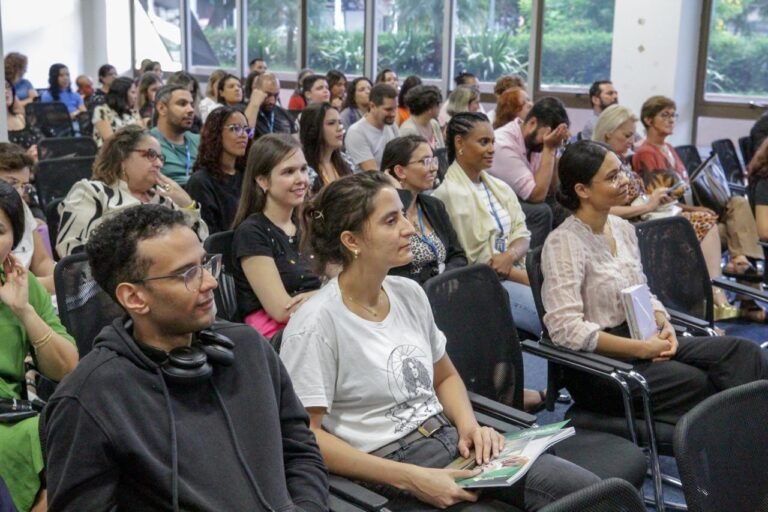 Pesquisa avalia percepção dos servidores sobre ambiente de trabalho de unidades socioassistenciais Pesquisa avalia percepção dos servidores sobre ambiente de trabalho de unidades socioassistenciais