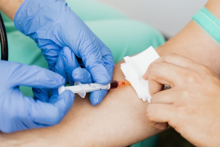 Exames de sangue que ajudam a identificar inflamações no organismo