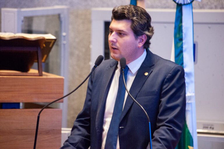 Lei que institui cartilha de proteção infantil é sancionada no DF – Eduardo Pedrosa Deputado Distrital