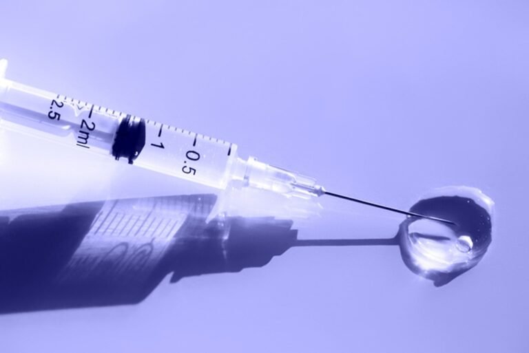 Pelo menos 20 vacinas contra gripe aviária têm uso aprovado no mundo