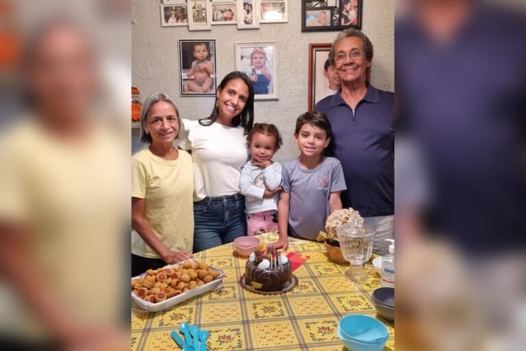 Com medicamento em falta, idosa sofre com doença respiratória grave Com medicamento em falta, idosa sofre com doença respiratória grave