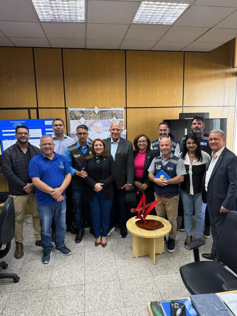 Secretário José Humberto Lidera Reunião com Administradores Regionais para Otimizar Atendimento às Cidades do DF Secretário José Humberto Lidera Reunião com Administradores Regionais para Otimizar Atendimento às Cidades do DF