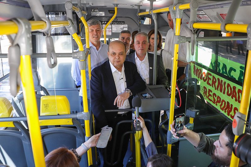 54686893434_9c47e4228b_c GDF renova frota de ônibus e lança app de mobilidade para modernizar transporte no DF