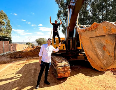 Eduardo Pedrosa transforma promessa em ação: pavimentação chega ao Núcleo Rural Olhos D’Água com apoio do DER e da iniciativa privada