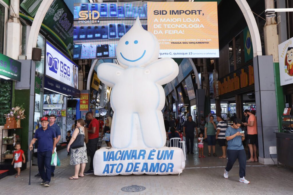 54739624644_3ccae69110_k-1-1024x683 Ação de vacinação na Feira dos Importados aplica mais de 1,3 mil doses no DF