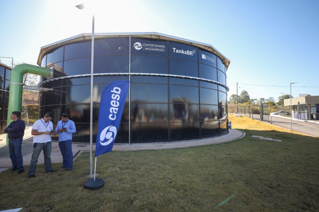 54748480660_7803509900_h-1024x683 GDF inaugura sistema de abastecimento que vai levar água tratada a mais de 500 mil moradores do DF