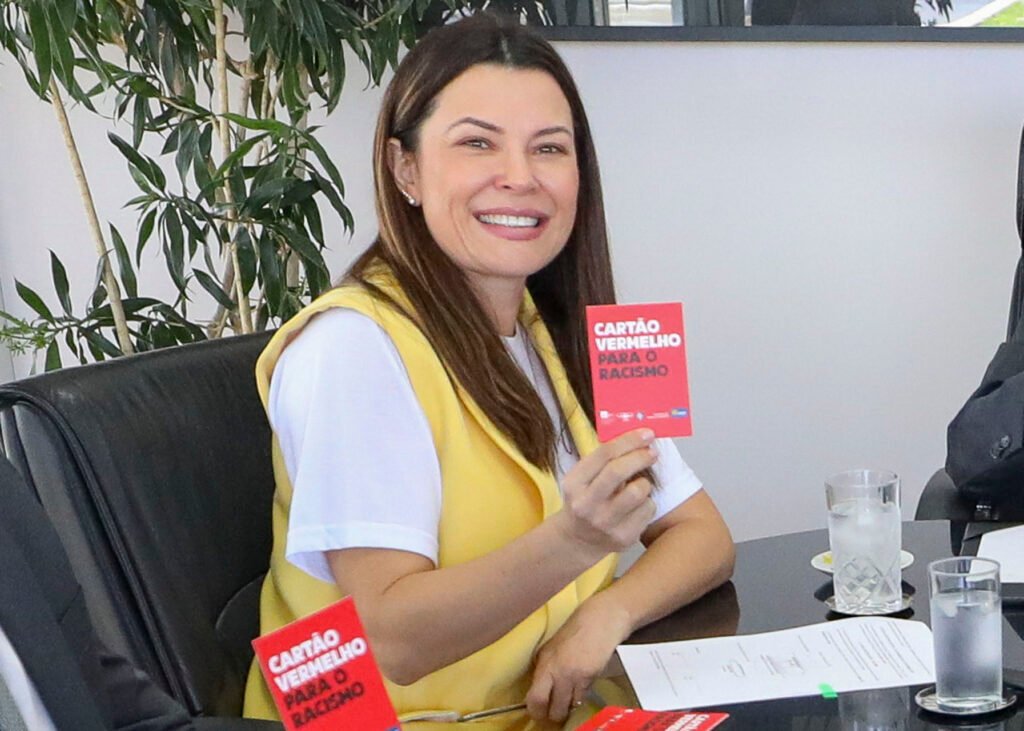 Marcela-Passamni-Sejus_1-1-1024x731 Campanha “Cartão Vermelho para o Racismo” ganha alcance nacional após acordo entre GDF e CBF