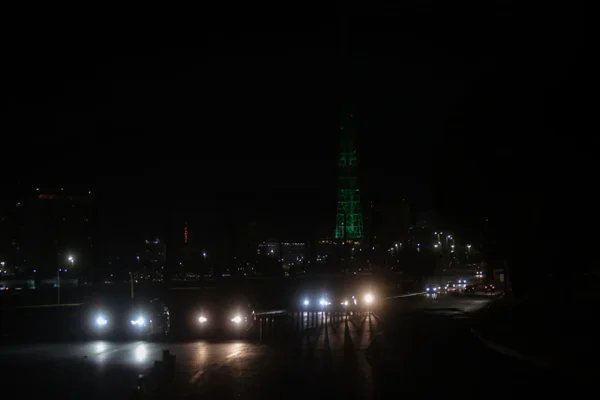 CEB resolve só 6,9% das reclamações sobre iluminação precária no DF