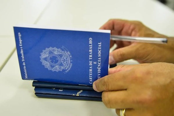 DF tem 786 vagas, com até R$ 3 mil de salário, nesta quinta (2/10)