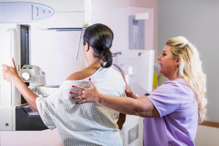 Faltar à 1ª mamografia aumenta risco de morte por câncer de mama
