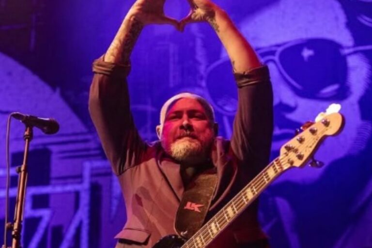 Morre aos 48 anos Sam Rivers, baixista do Limp Bizkit