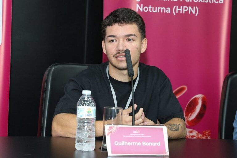 Cansaço em jogo de futebol fez jovem de 18 anos descobrir doença rara