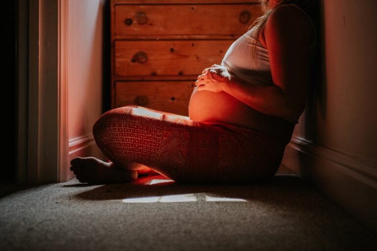 Clima e ansiedade ambiental têm afetado decisão de ter filhos. Entenda