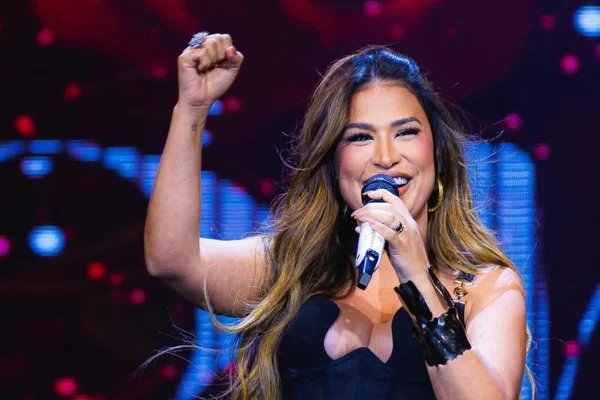 Simone Mendes revela história dolorosa sobre o pai em entrevista