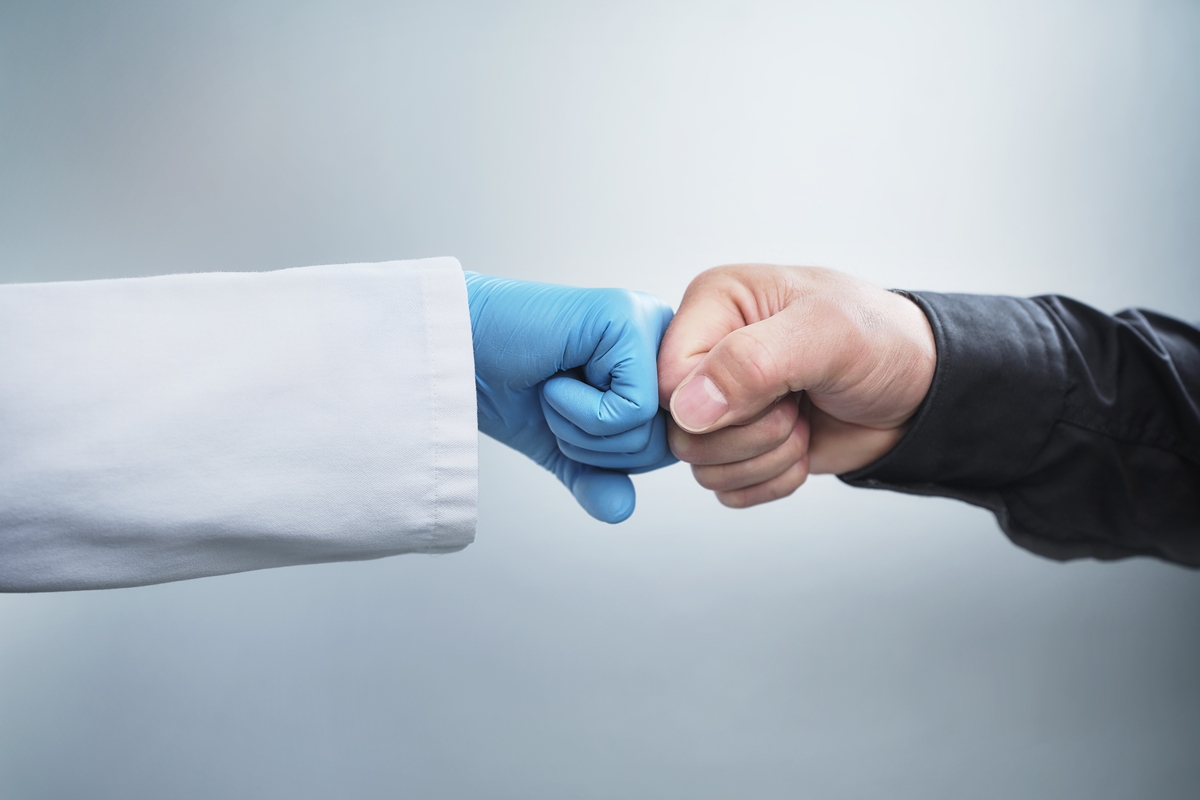 Tabu do toque retal limita prevenção e atrasa diagnóstico e tratamento