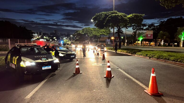 Embriaguez ao volante lidera autuações em operação de trânsito no DF